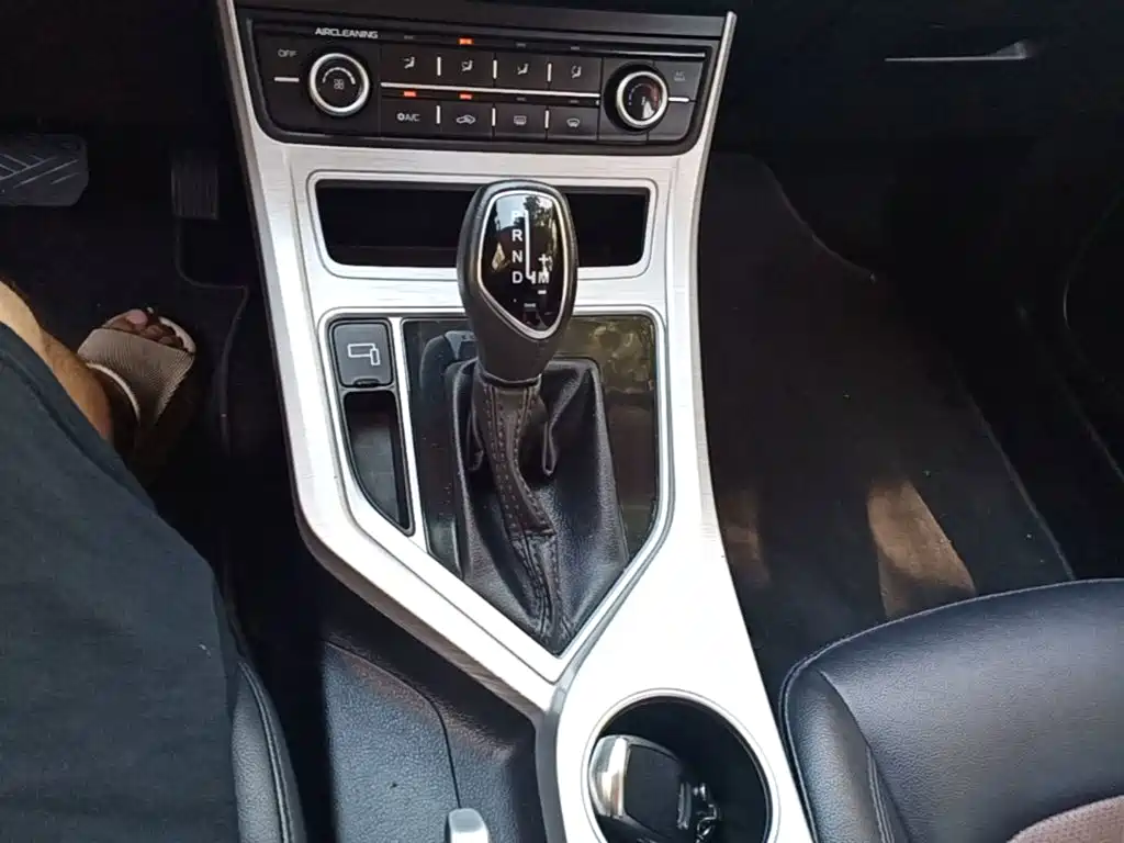 Geely Vision 2019 2019 Upgrade 1.5L CVT Luxury China VI