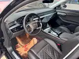 Photo 9 - Audi A8