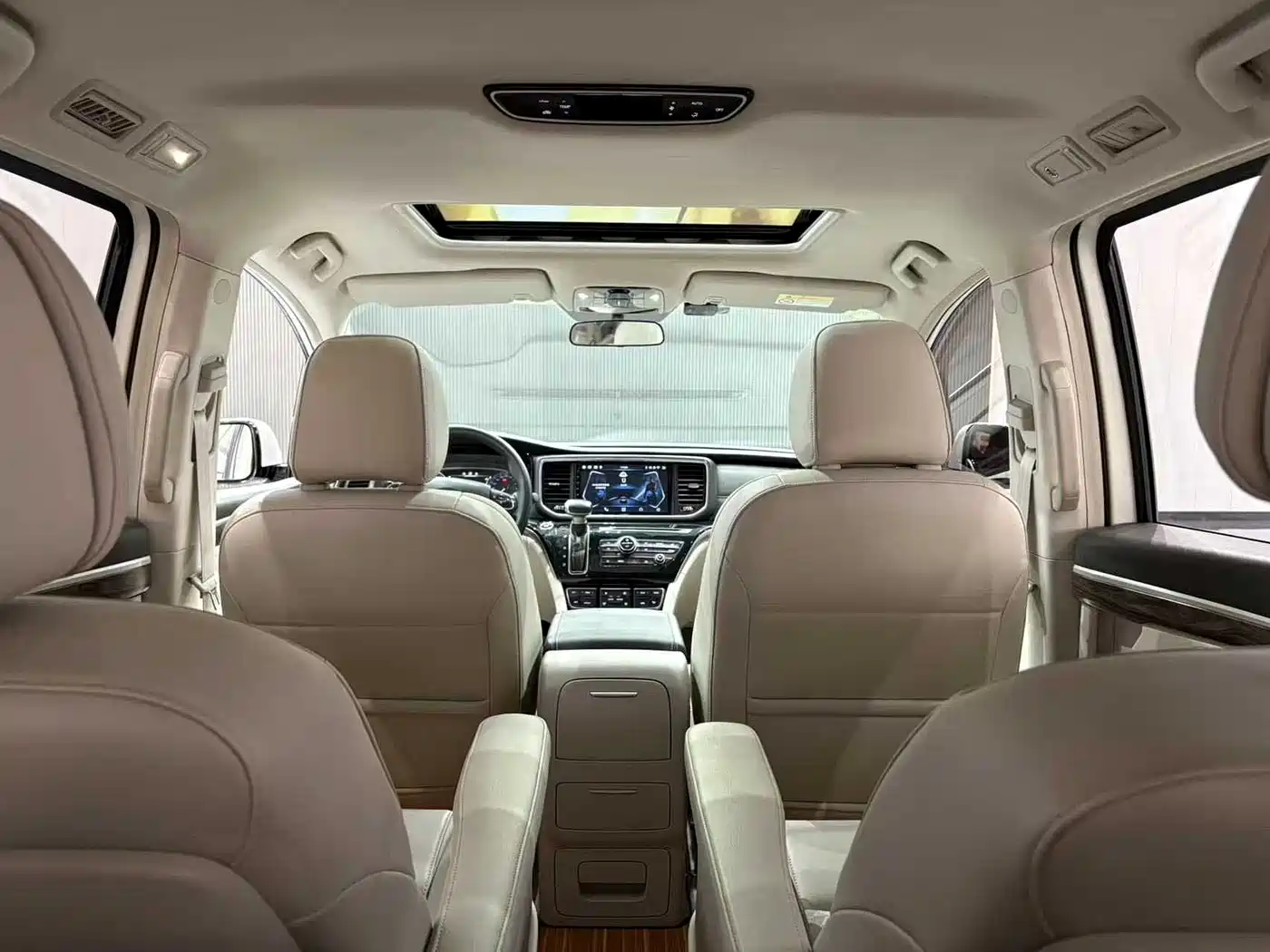 GAC Trumpchi Trumpchi M8 2020 Pilot 390T Luxury Edition фото 11