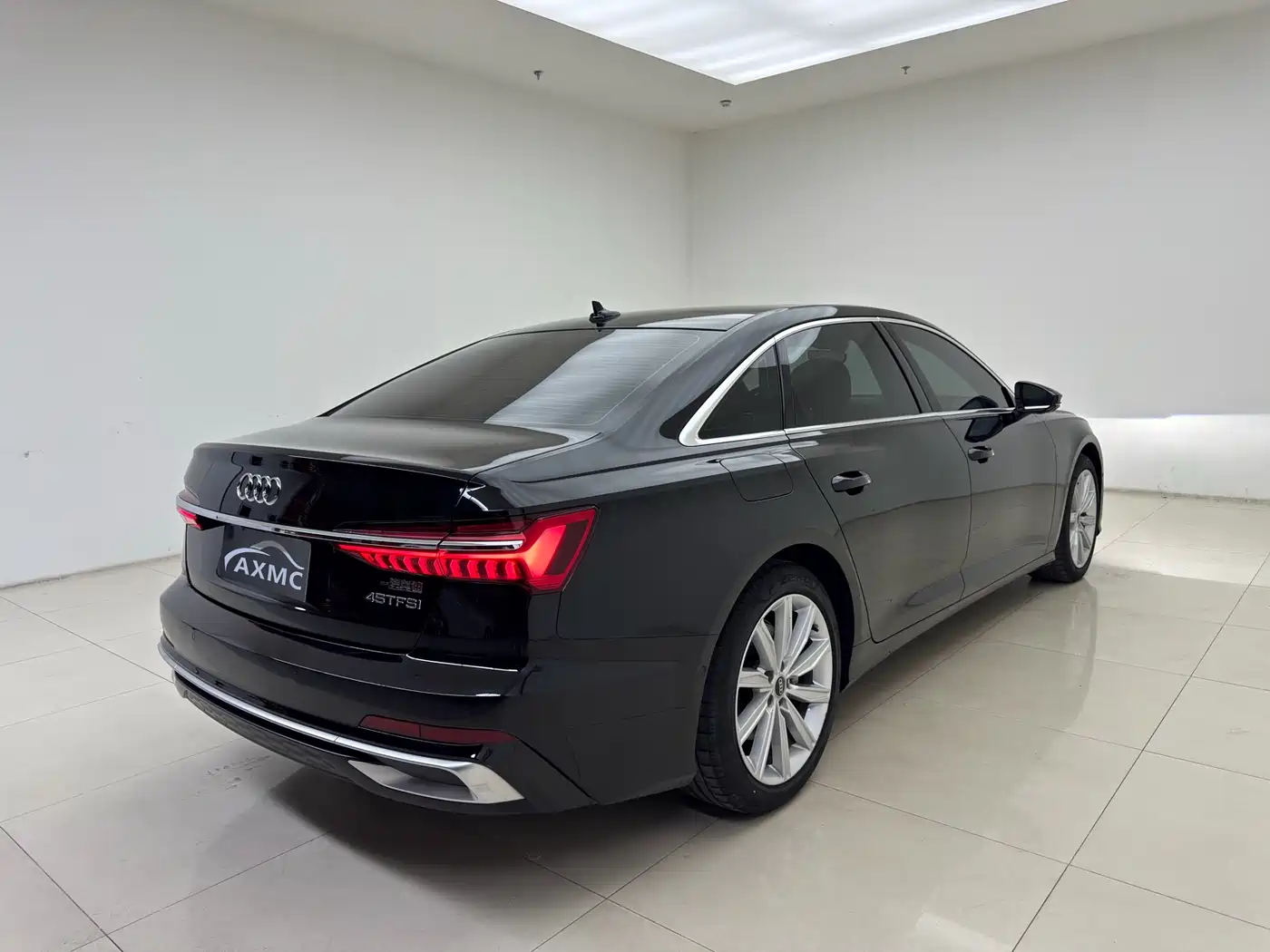 Audi A6L 2023 45 TFSI Premium Selection Dynamic фото 4