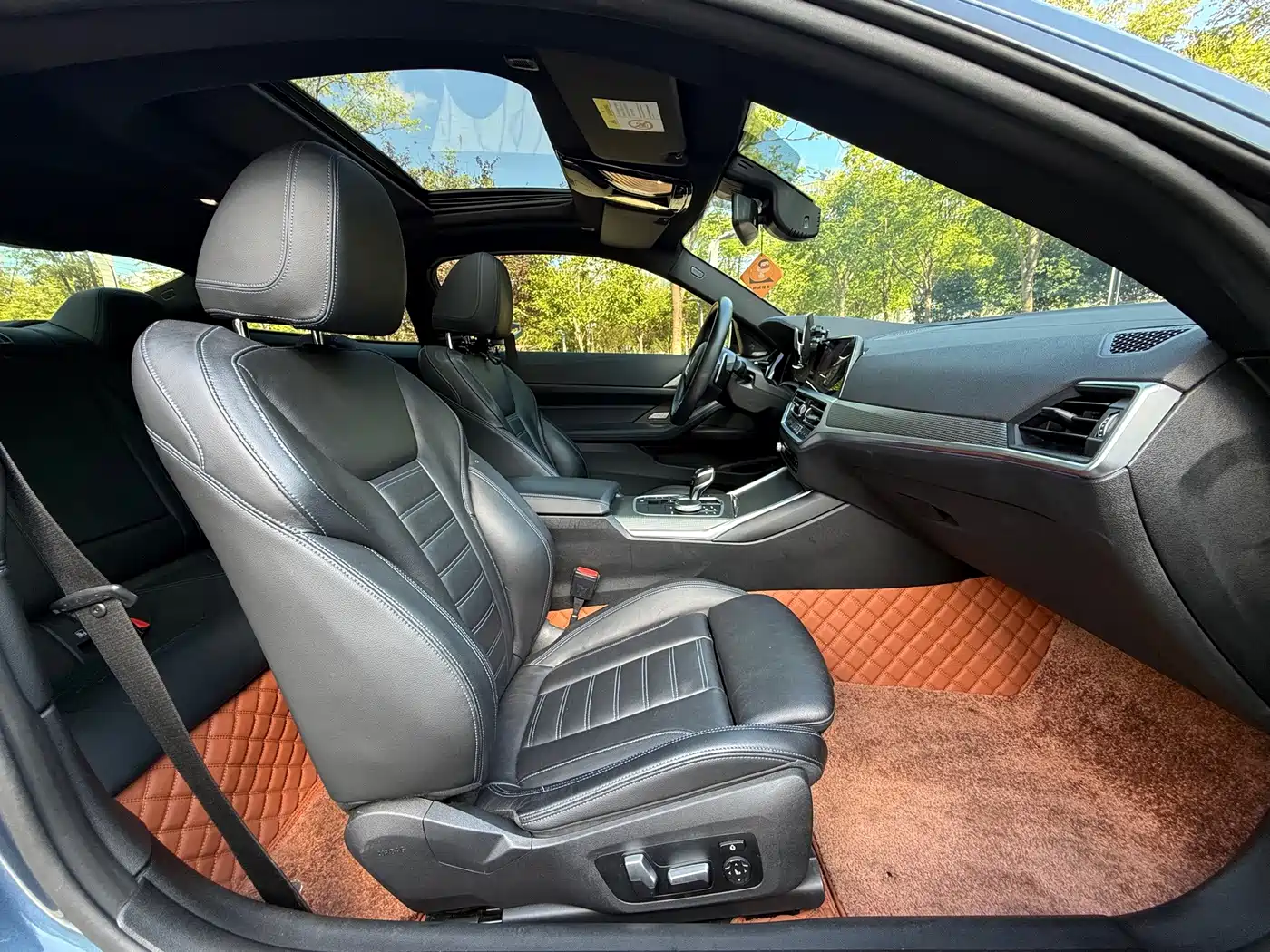 Photo 17 - BMW 4 Series