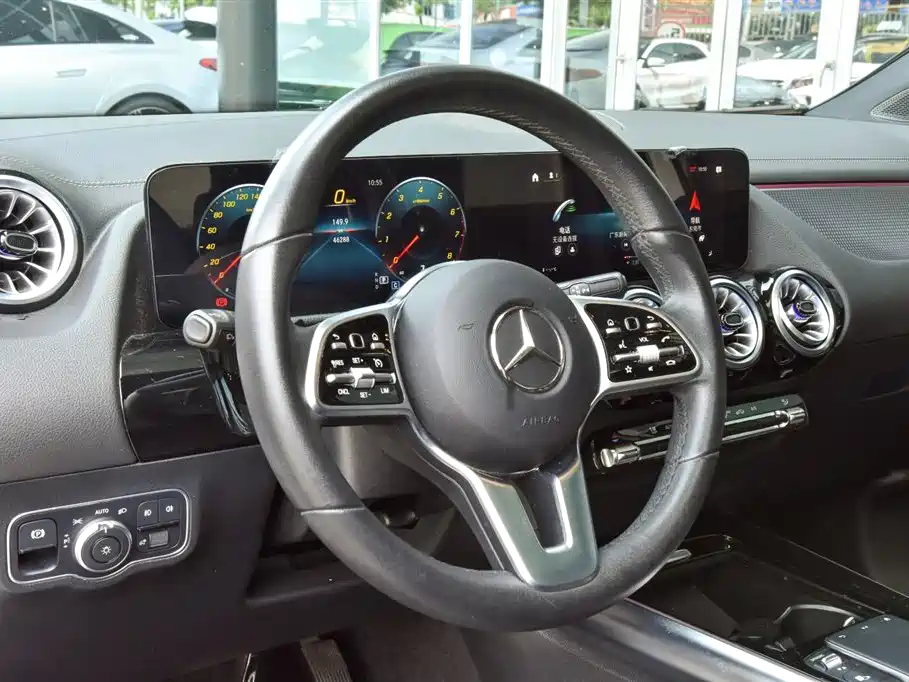 Mercedes-Benz GLA, миниатюра 15