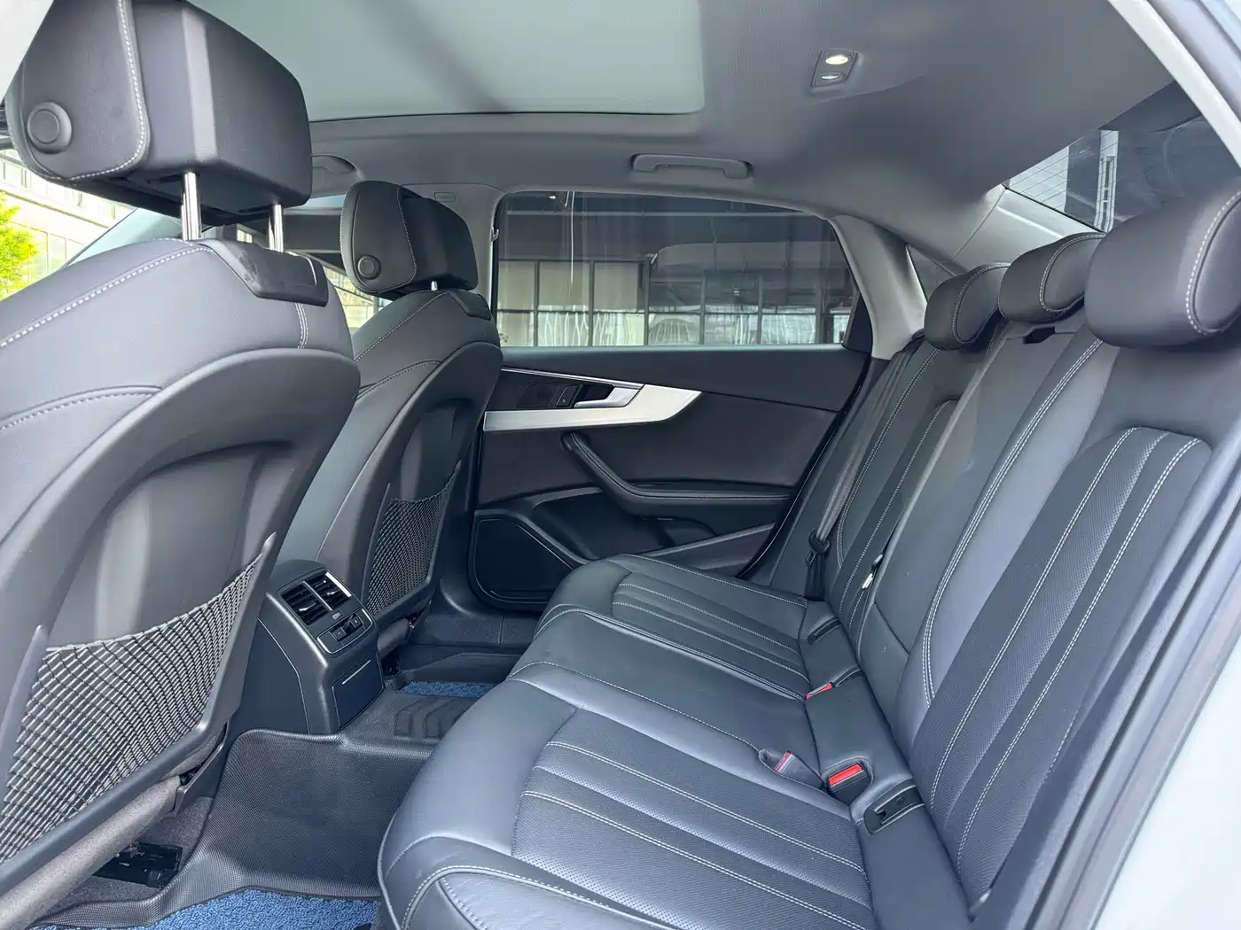 Audi A4L 2022 40 TFSI Luxury Dynamic фото 8