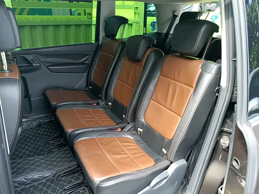 Volkswagen Sharan 2015 2013 1.8TSI Comfort