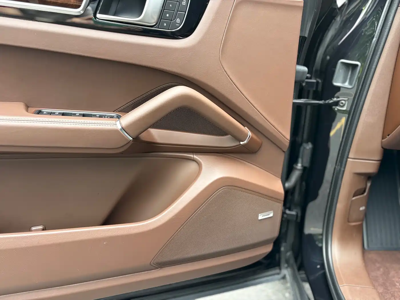 Porsche Cayenne 2022 Cayenne 3.0T Platinum Edition фото 14