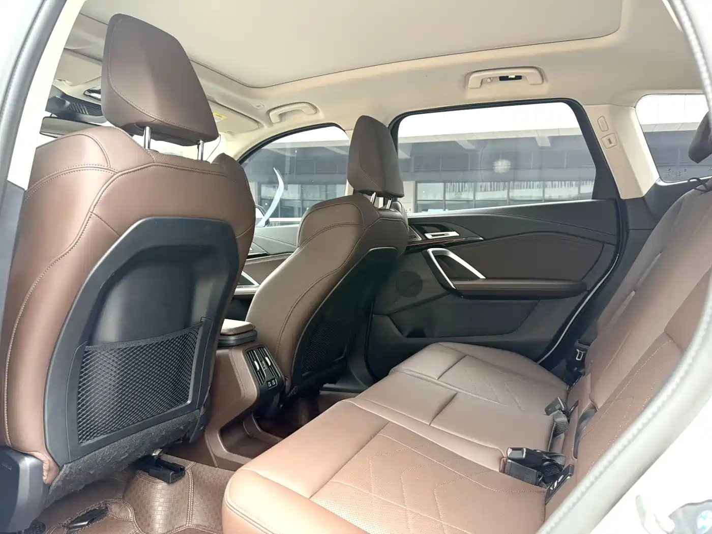 Фото 6 - BMW X1