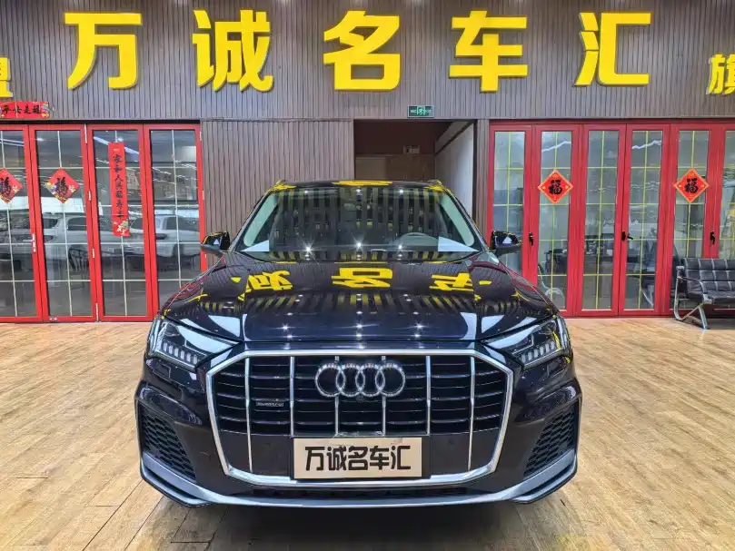 Audi Q7 2020 55 TFSI quattro S line Sport фото 2