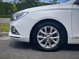 Фото 4 - Roewe i5