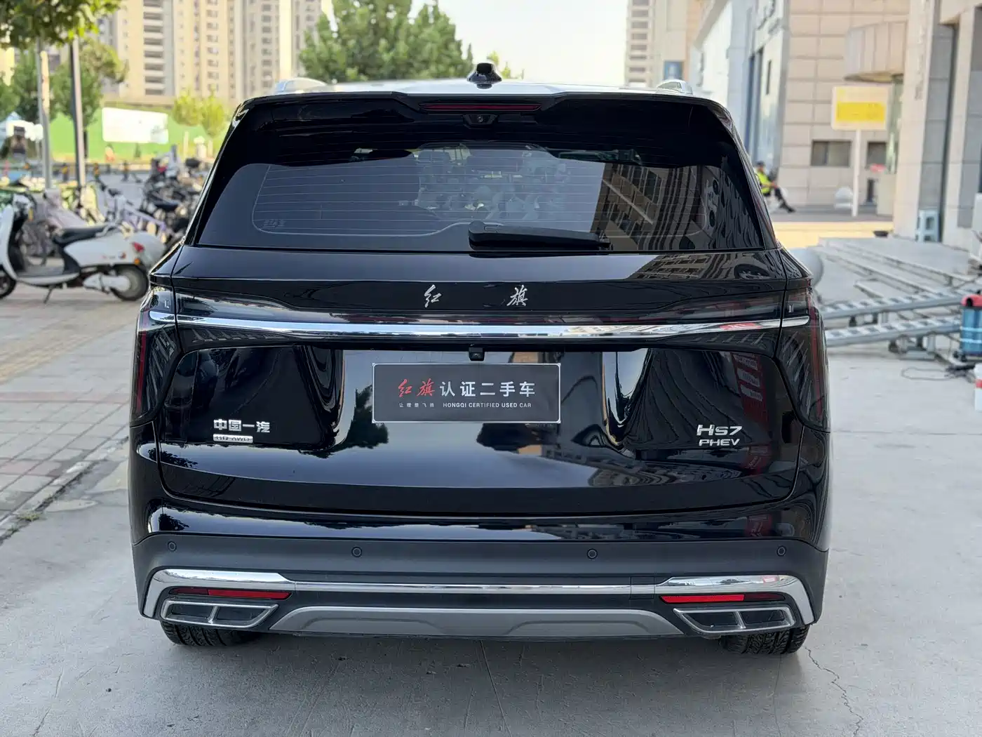 Фото 7 - Hongqi HS7 PHEV