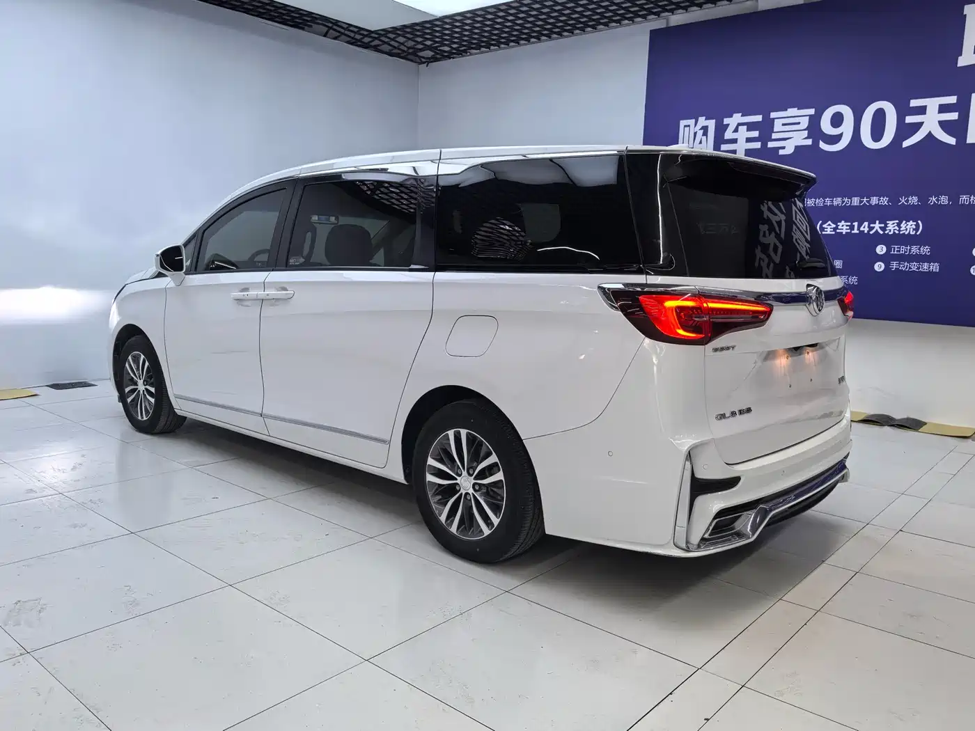 Buick GL8 2020 Model ES Landglory 653T Premium фото 25