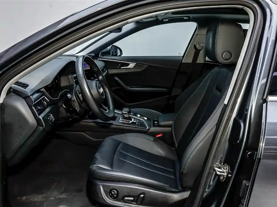 Audi A4L 2023 40 TFSI Fashion Elegance фото 8