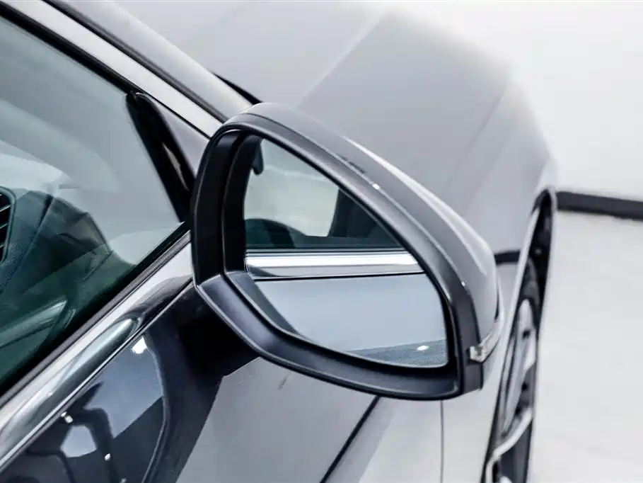 Audi A4L 2023 40 TFSI Fashion Elegance фото 26