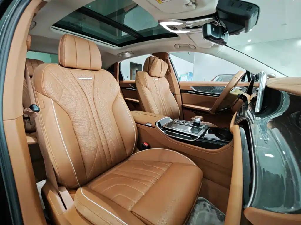 Hongqi H9, миниатюра 6