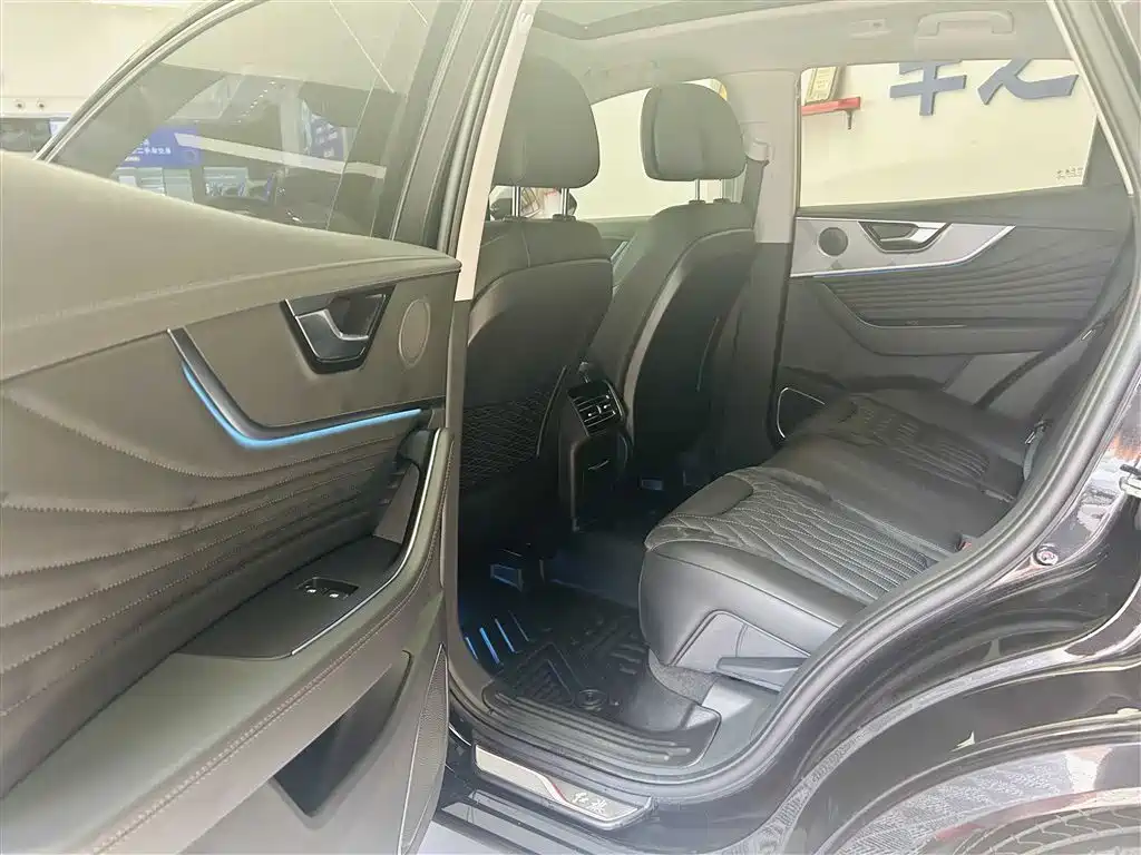 Hongqi HS5 2023 2.0T Flag Enjoy Pro Edition фото 23