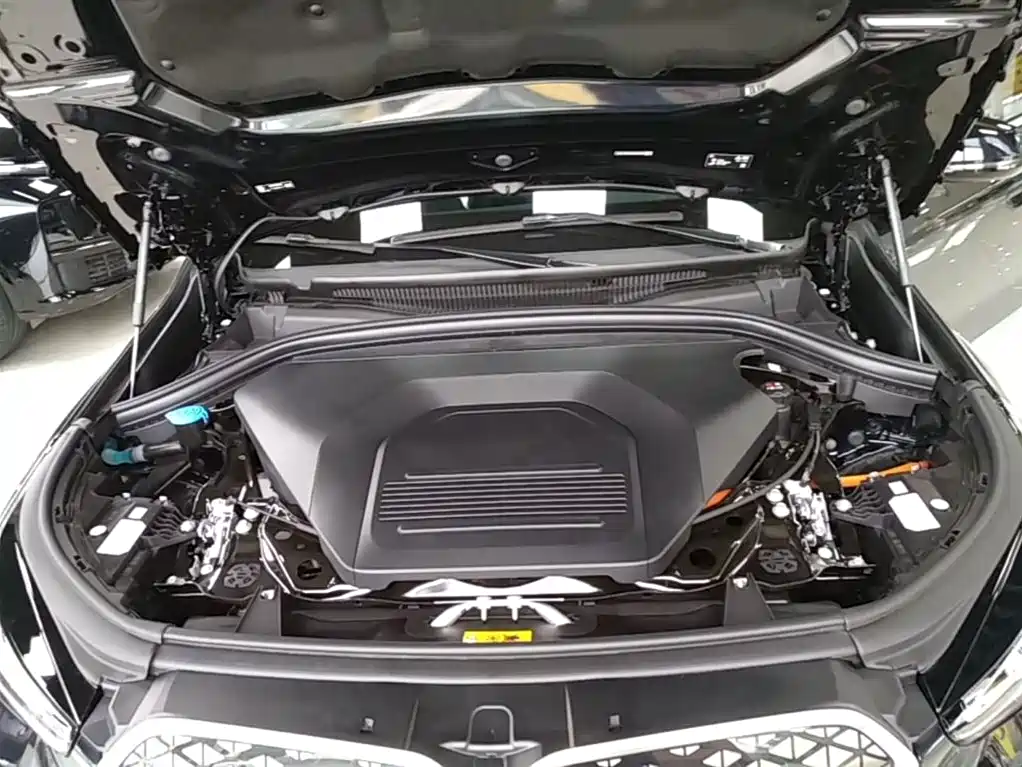 BMW iX1 2023 eDrive25L M Sport Package фото 20