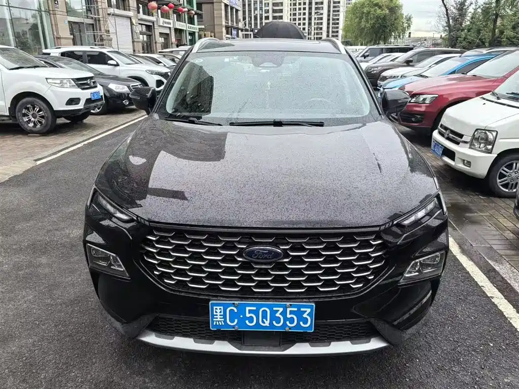 FORD LING RUI