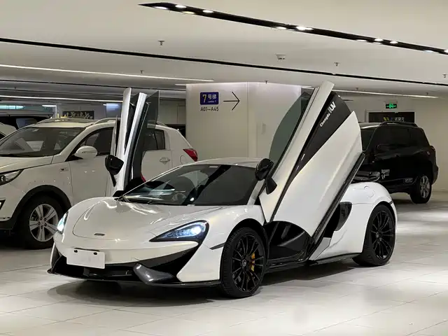 MCLAREN 570