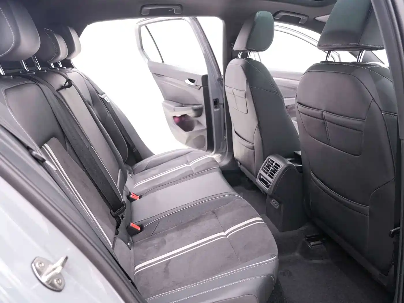 Volkswagen Golf 2021 280TSI DSG R-Line фото 13