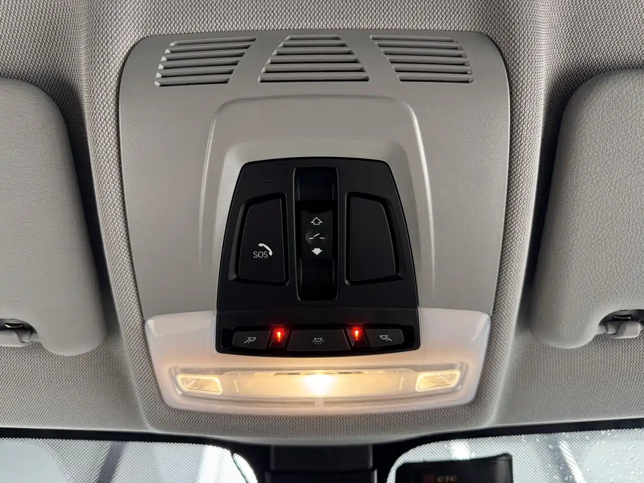 BMW X1 2019 xDrive20Li Premium Model фото 19