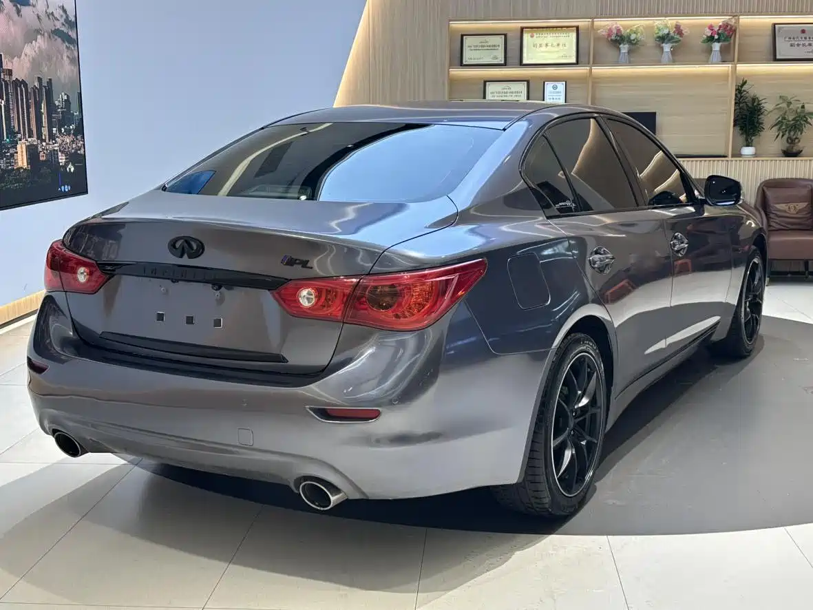 Infiniti Q50 2014 2.0T Comfort Edition фото 4