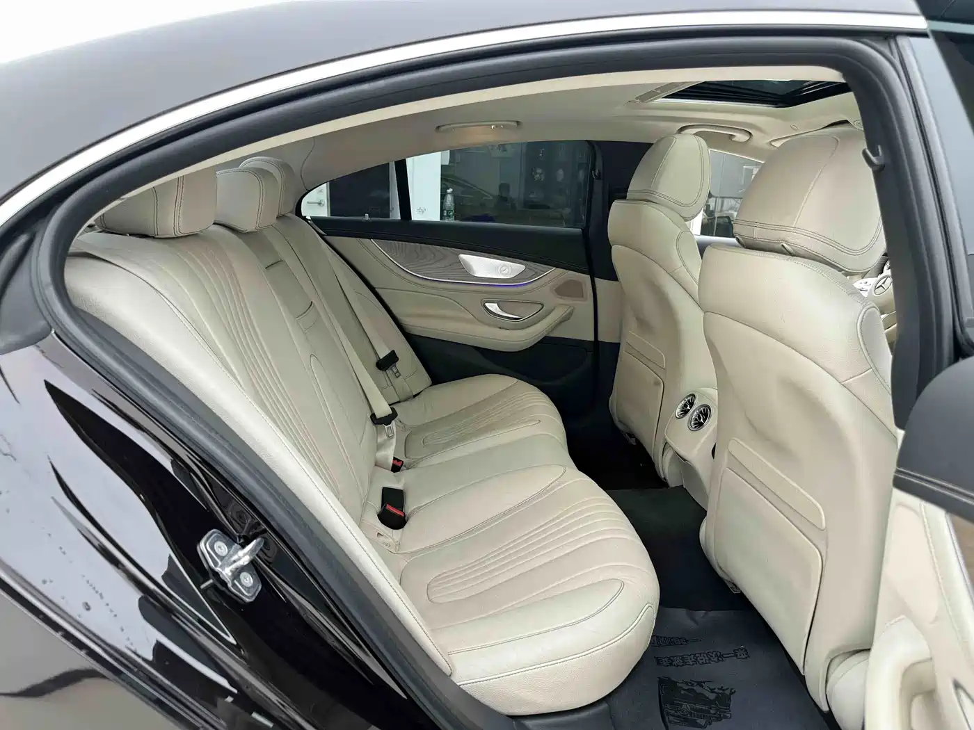 MERCEDES-BENZ CLS