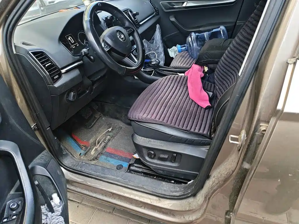 Photo 17 - Škoda Karoq
