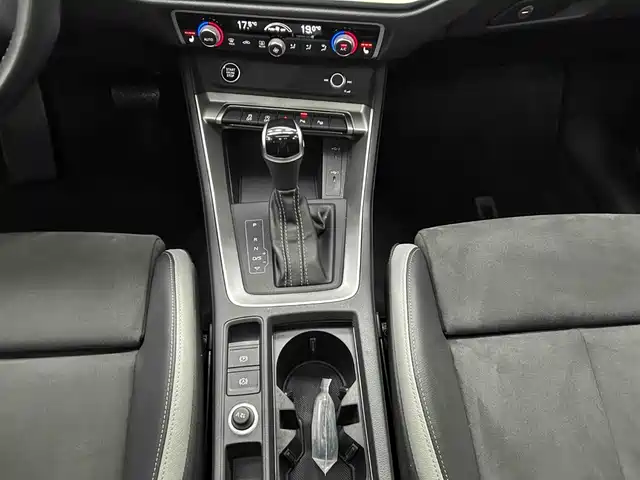 Audi Q3 2022 35 TFSI Fashion Dynamic — фото 5