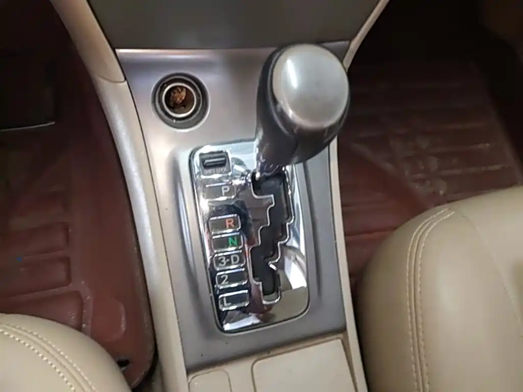 Toyota Corolla 2013 1.6L Automatic Excellence Edition фото 14