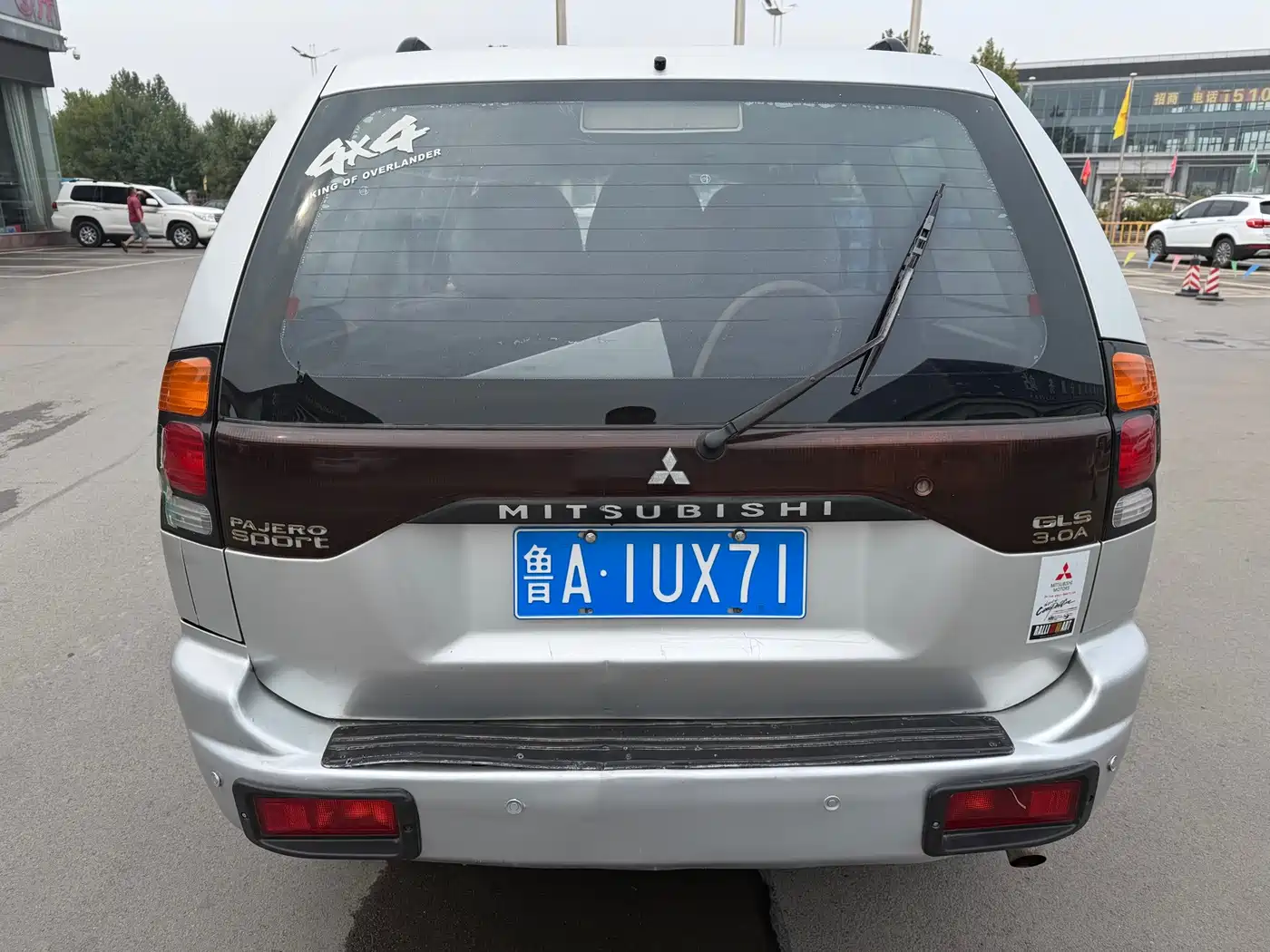 Mitsubishi Pajero Sport 2004 2004 Model 3.0L Automatic 4WD Super Luxury
