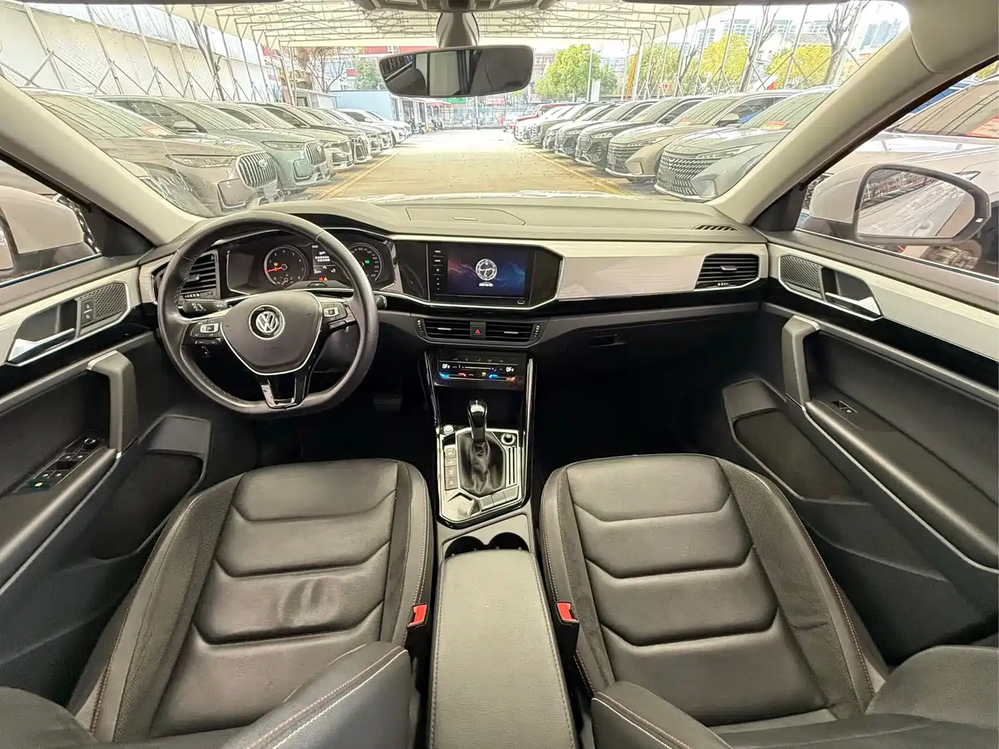 Volkswagen Tayron 2020 330TSI 2WD Luxury Smart Edition фото 14