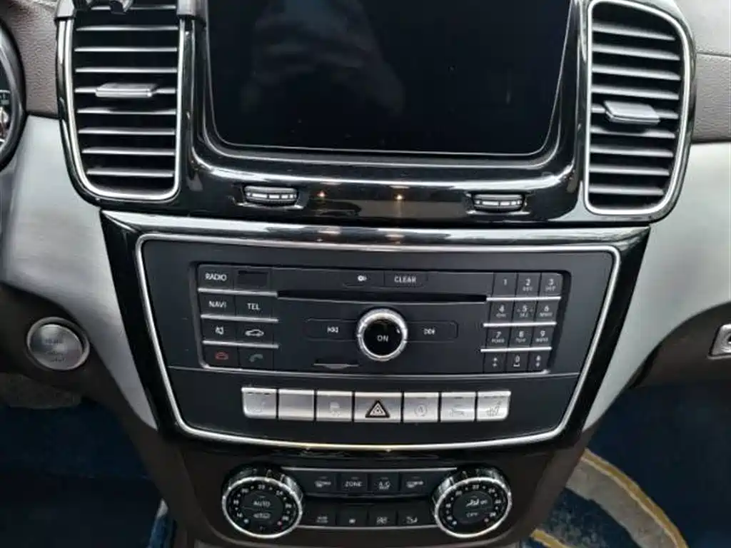 Mercedes-Benz GLS 2016 GLS 400 4MATIC Dynamic фото 16