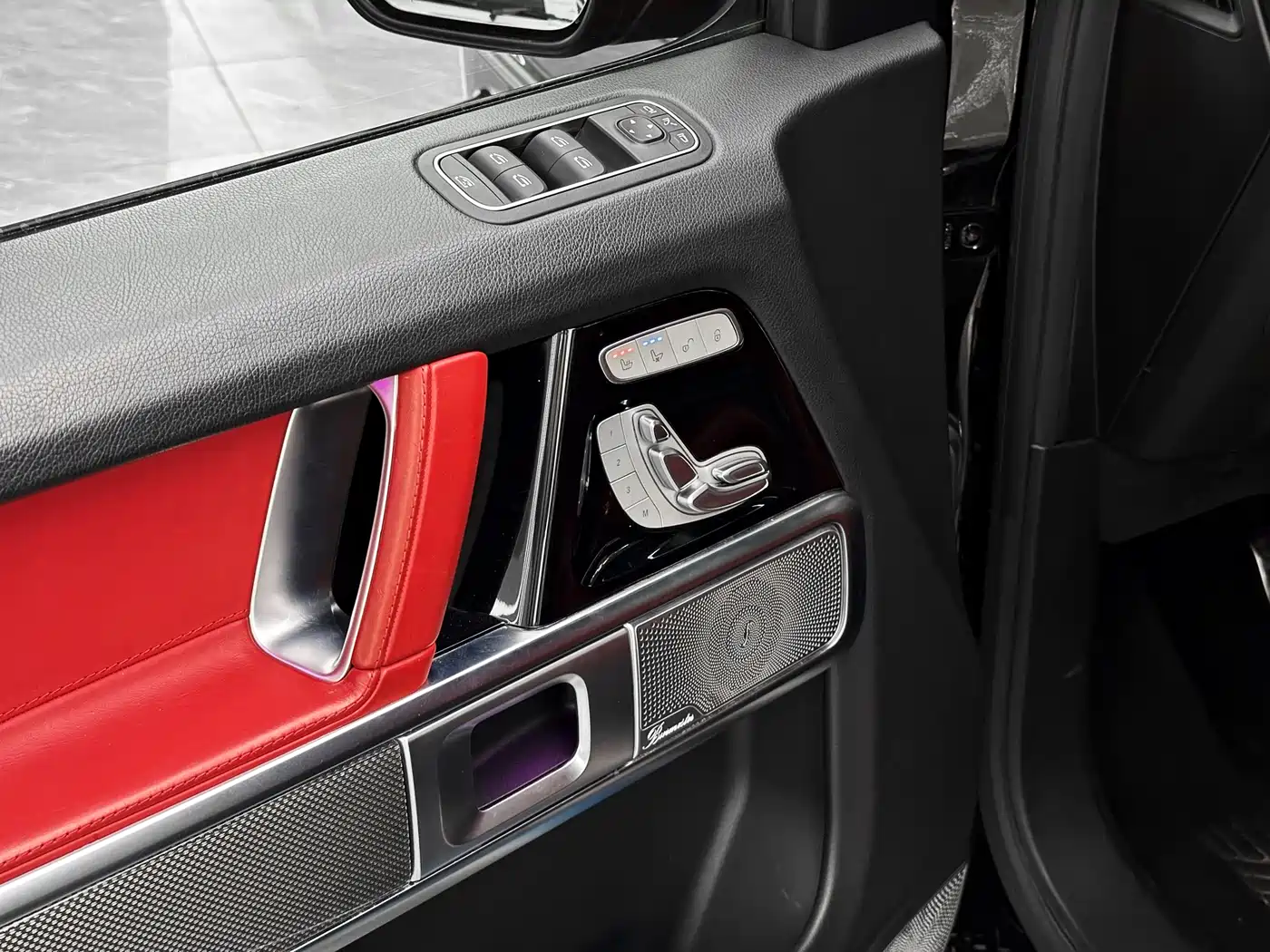 Mercedes-Benz G-Class 2020 G 500 фото 11