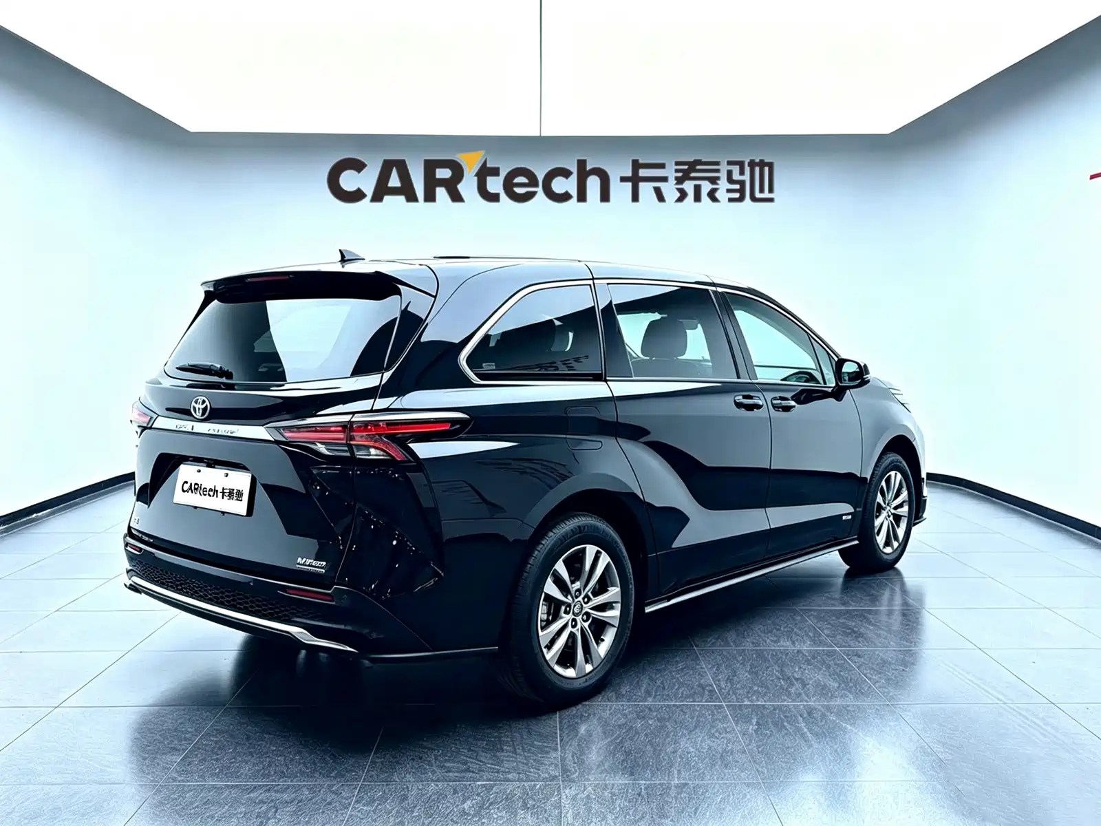 Фото 5 - Toyota Sienna