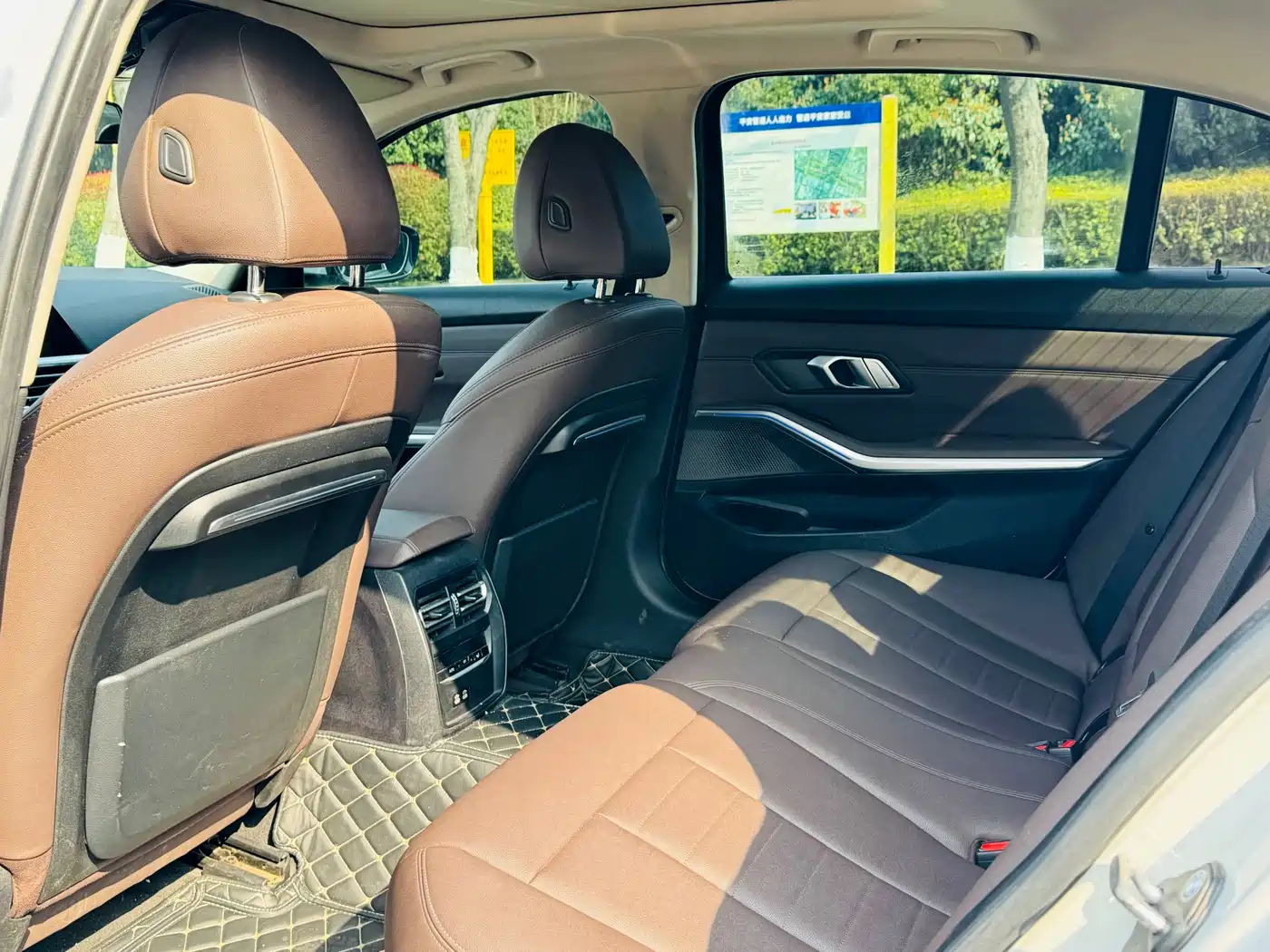 BMW 3 Series 2020 325Li M Sport Package фото 10