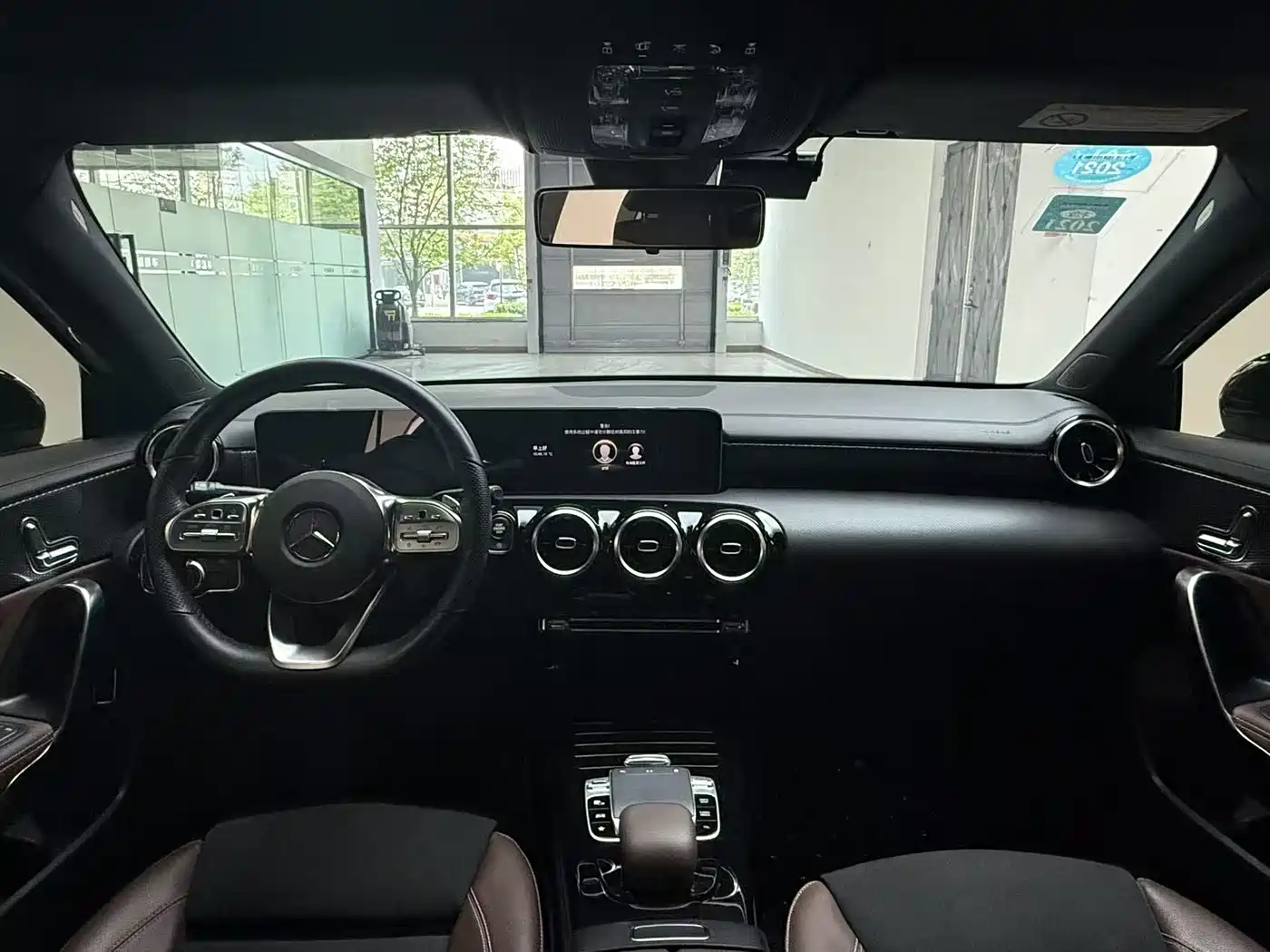 Mercedes-Benz A-Class 2019 Facelift A 200 L Sports Sedan фото 21
