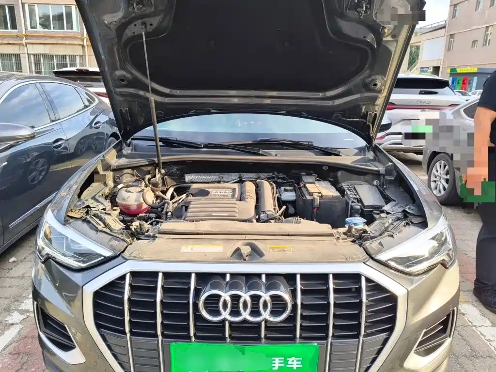 Фото 21 - Audi Q3