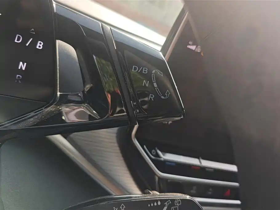 VOLKSWAGEN ID.4 CROZZ