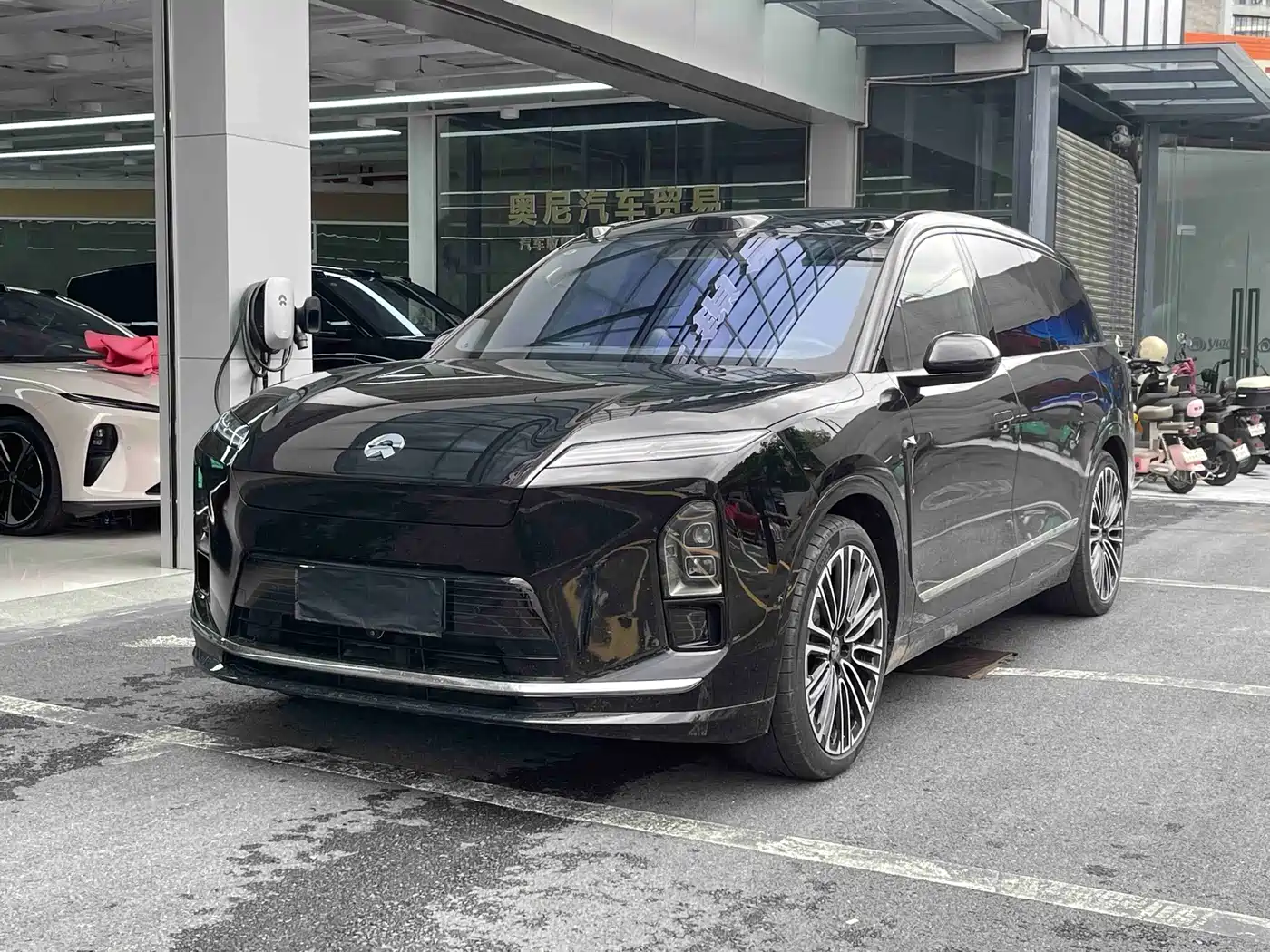 2026 NIO ES8