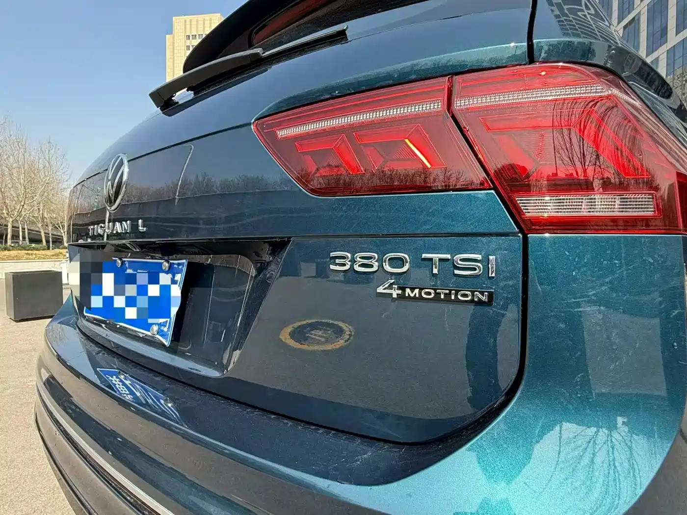 Volkswagen Tiguan L 2022 380TSI Automatic 4WD R-Line Flagship 7-Seater фото 5