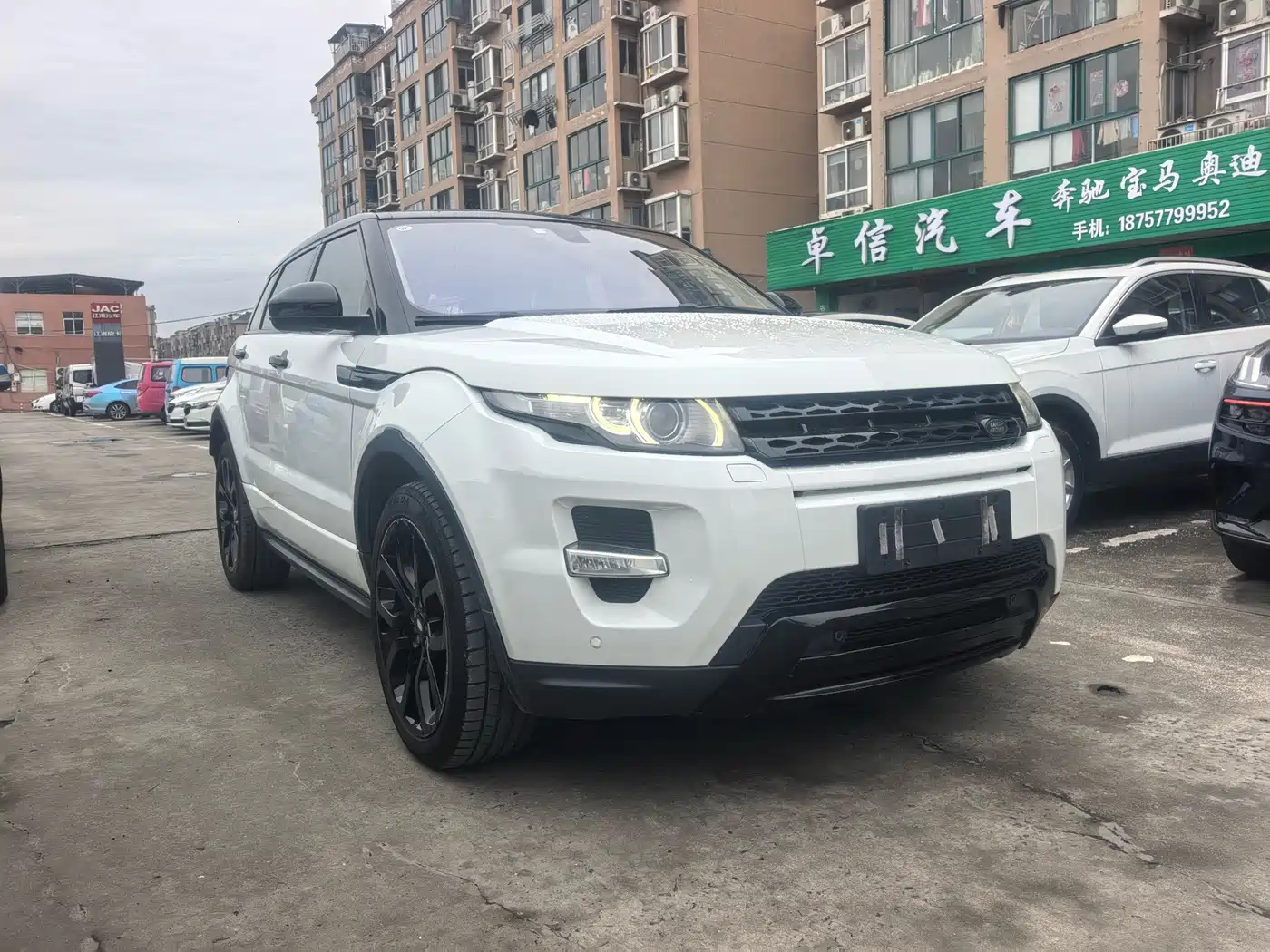 Land Rover Range Rover Evoque 2015 2.0T 5-Door Premium Edition