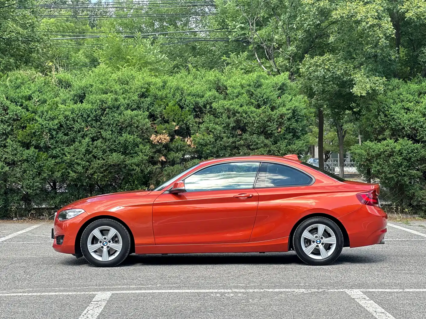 BMW 2 Series (Import) 2015 2014 220i Leading