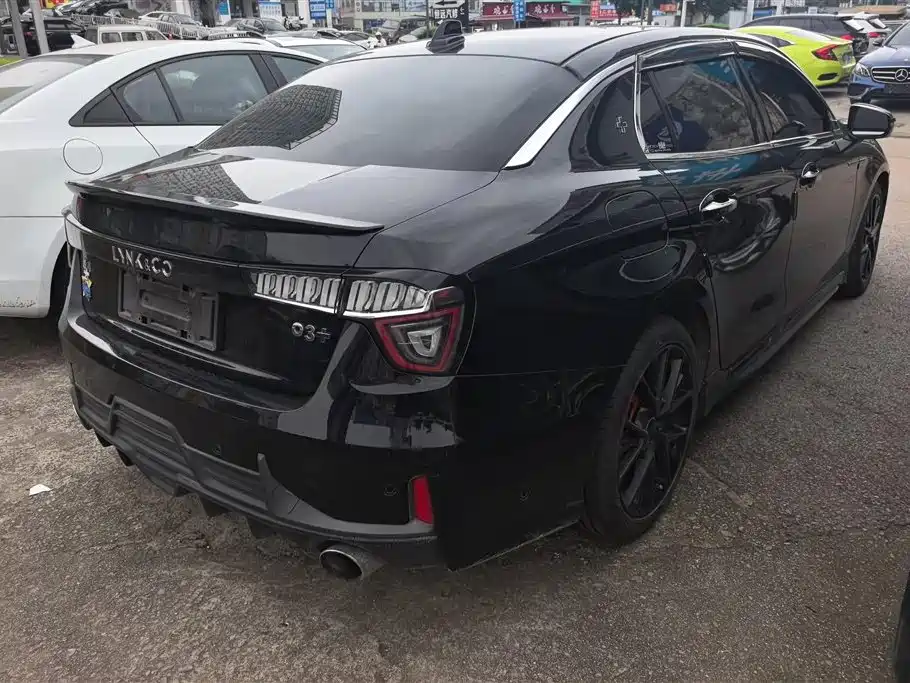 Lynk & Co 03 2018 1.5TD DCT Sport (China V) фото 3