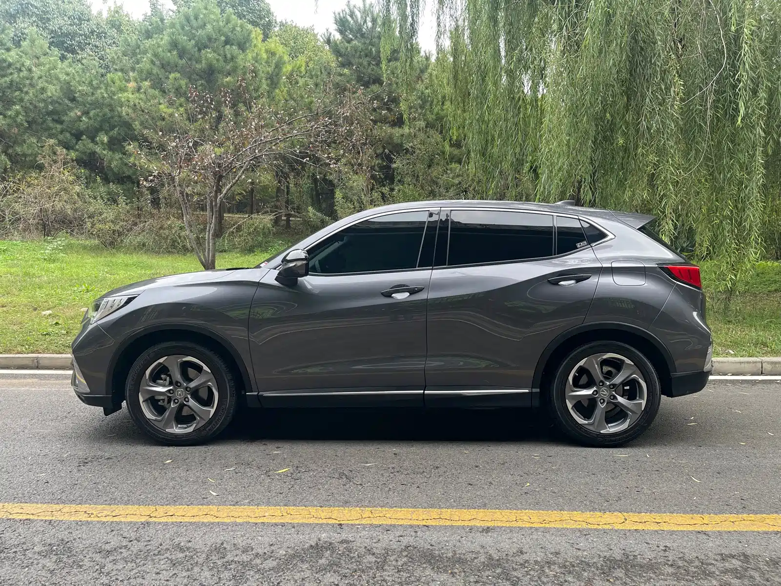 Фото 2 - Acura CDX