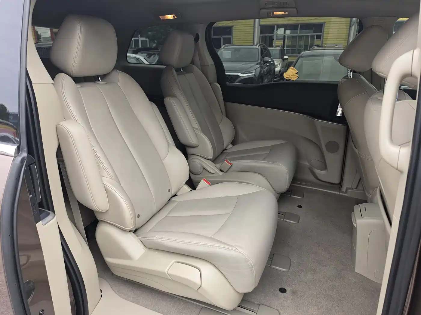 Buick GL8 2018 28T Premium Model China VI фото 12