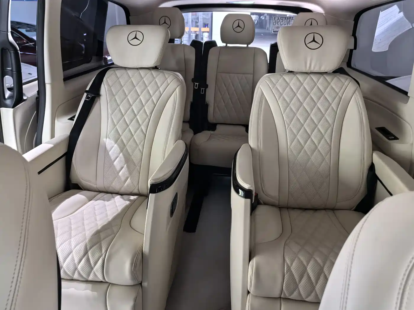 Mercedes-Benz Vito 2021 2.0T Elite 7-Seater фото 16