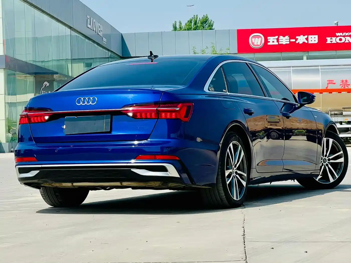 Audi A6L 2019 45 TFSI Premium Dynamic фото 9