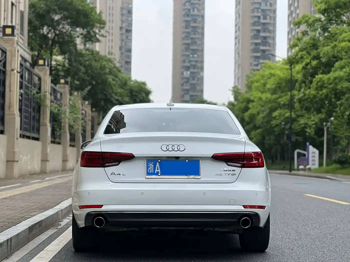 Audi A4L 2017 Plus 40 TFSI Fashion фото 5