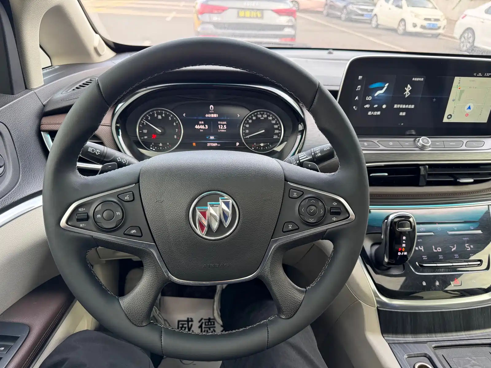 Фото 14 - Buick GL8