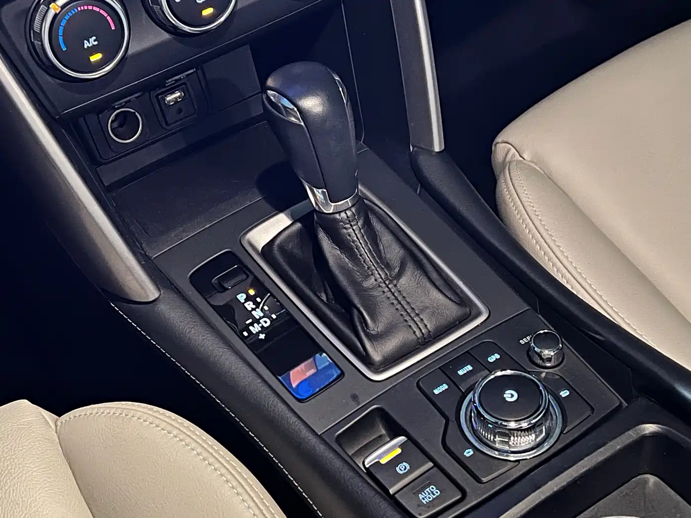 Фото 20 - Mazda CX-4