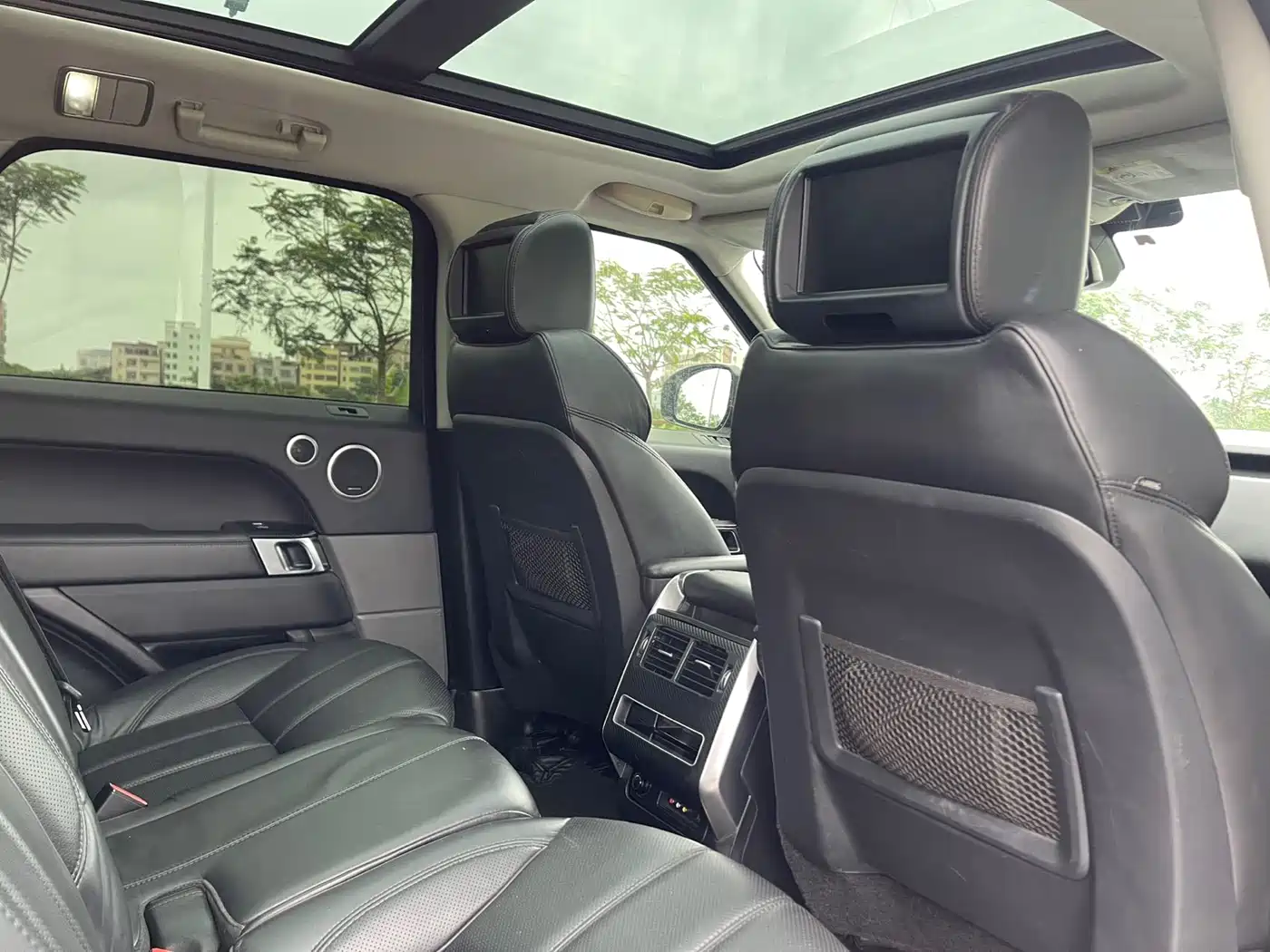 Land Rover Range Rover Sport 2015 3.0 SC V6 HSE фото 19